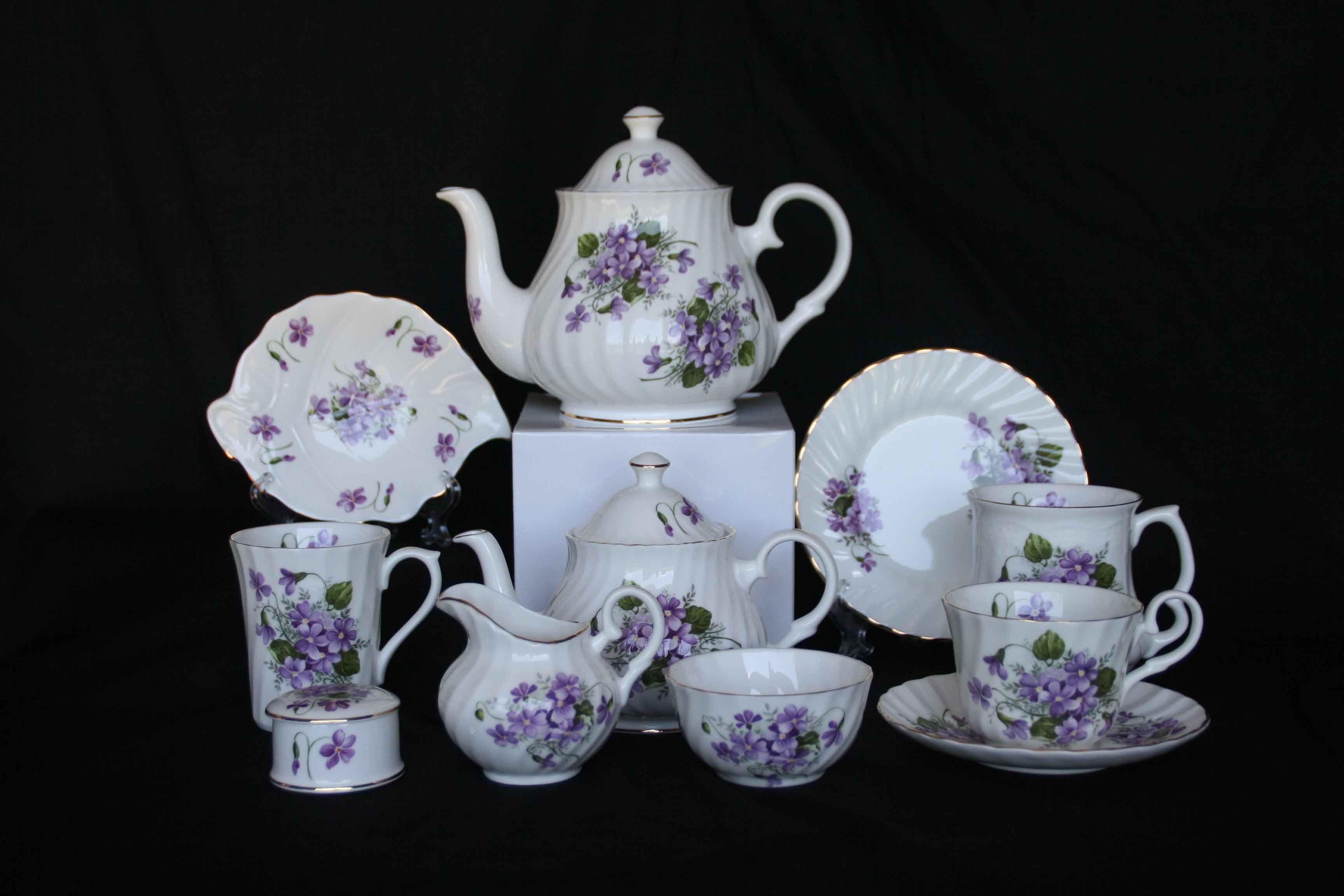 Violet Teaset - Click Image to Close